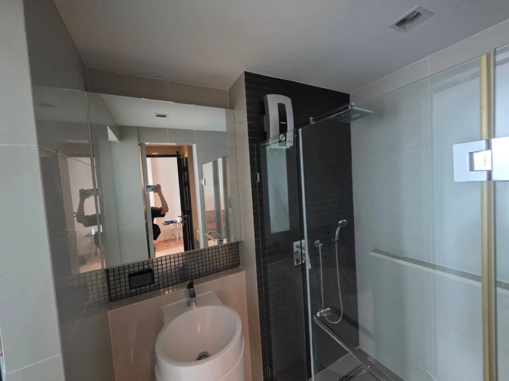 ให้เช่า Rhythm Sathorn ห้องน่าอยู่ ทำเลสุดปัง มาพร้อมสิ่งอำนวยความสะดวกครบครัน รีบจองเลยตอนนี้