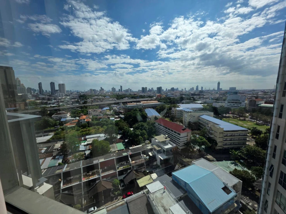 ให้เช่า Rhythm Sathorn ห้องน่าอยู่ ทำเลสุดปัง มาพร้อมสิ่งอำนวยความสะดวกครบครัน รีบจองเลยตอนนี้