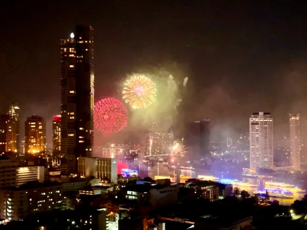 ให้เช่า Rhythm Sathorn ห้องแต่งสวยสุดปัง บิ้วอินเฟอร์นิเจอร์อย่างดี วิวสวย ไม่บล็อค ห้ามพลาด