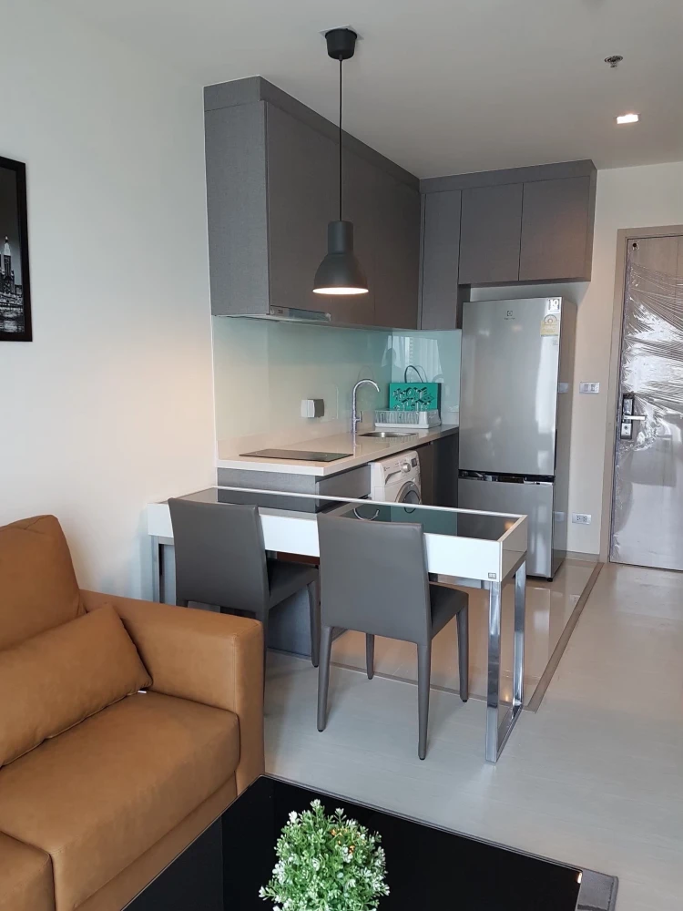 ให้เช่า Rhythm Sukhumvit 36-38 ชั้น 10 ห้องน่าอยู่ มาพร้อมการตกแต่งที่ครบครัน จองเลย