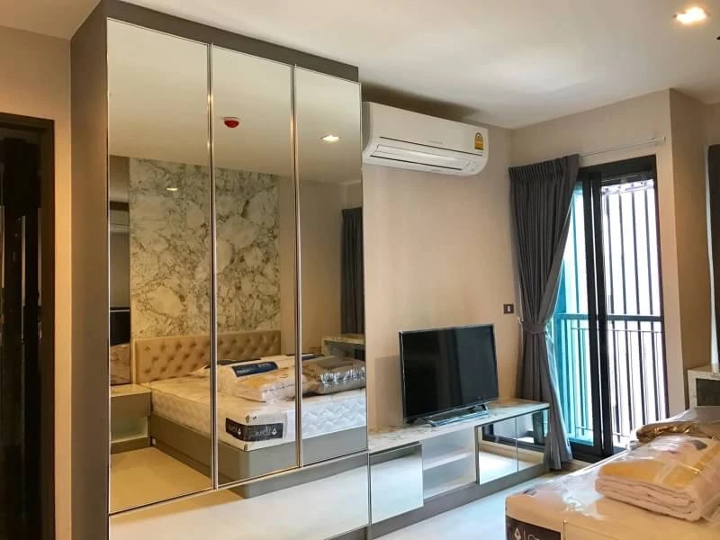 ให้เช่า Rhythm Sukhumvit 36-38 ชั้น 12 วิวสระว่ายน้ำ แต่งครบ น่าอยู่ จองเลย
