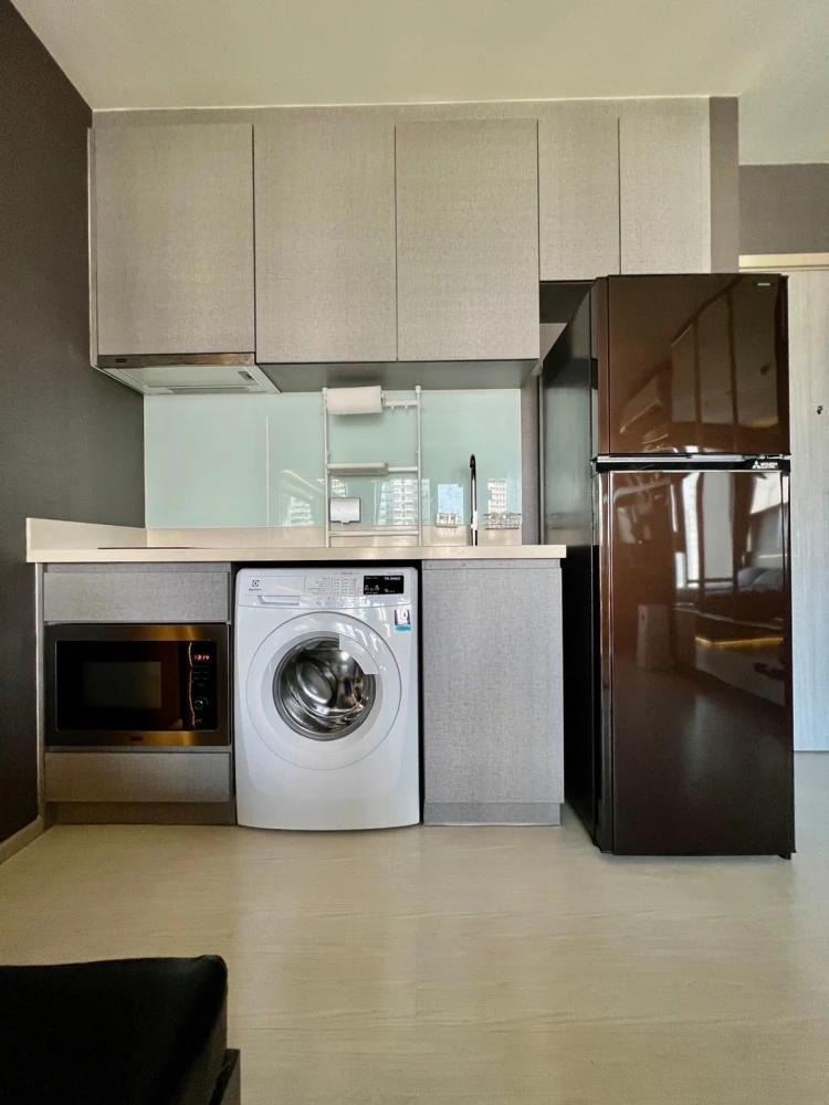 ให้เช่า Rhythm Sukhumvit 36-38 ชั้น 14 มาพร้อมการตกแต่งที่ครบครัน สนใจจองเลย ด่วนๆ