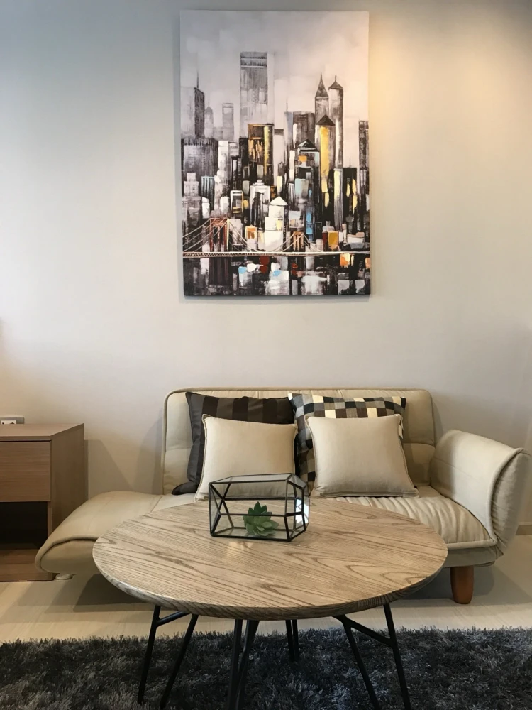 ให้เช่า  Rhythm Sukhumvit 36-38 ห้องน่าอยู่ เฟอร์ฑร้อ จองเลย