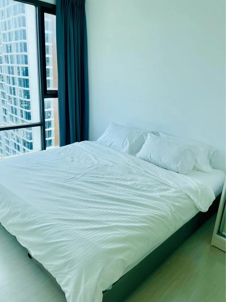 ให้เช่า Rhythm Sukhumvit 42 แบบ 2 ห้องนอน 2 ห้องน้ำ ได้วิวเมืองเริ่ดๆ ตกแต่งครบพร้อมเข้าอยู่ได้เลยจ้า