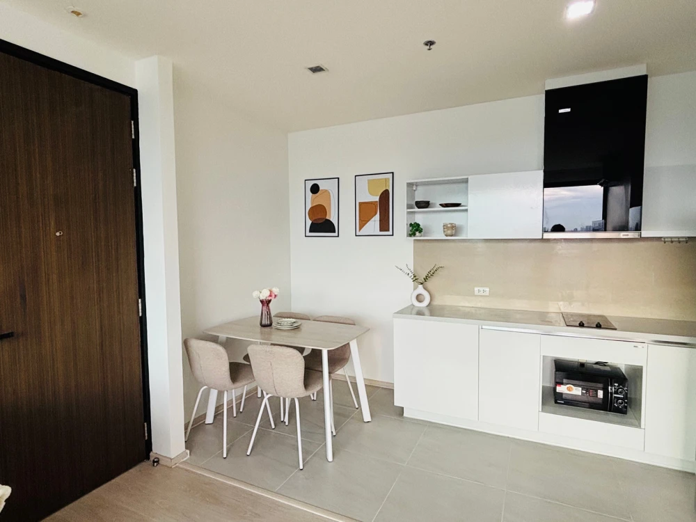 ให้เช่า Rhythm Sukhumvit 44/1 ชั้น 30 ห้องแต่งครบ จองเลย ห้ามพลาด