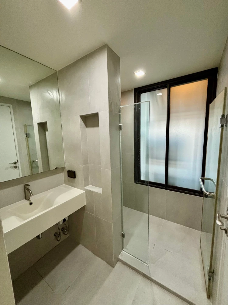ให้เช่า Rhythm Sukhumvit 44/1 ชั้น 30 ห้องแต่งครบ จองเลย ห้ามพลาด
