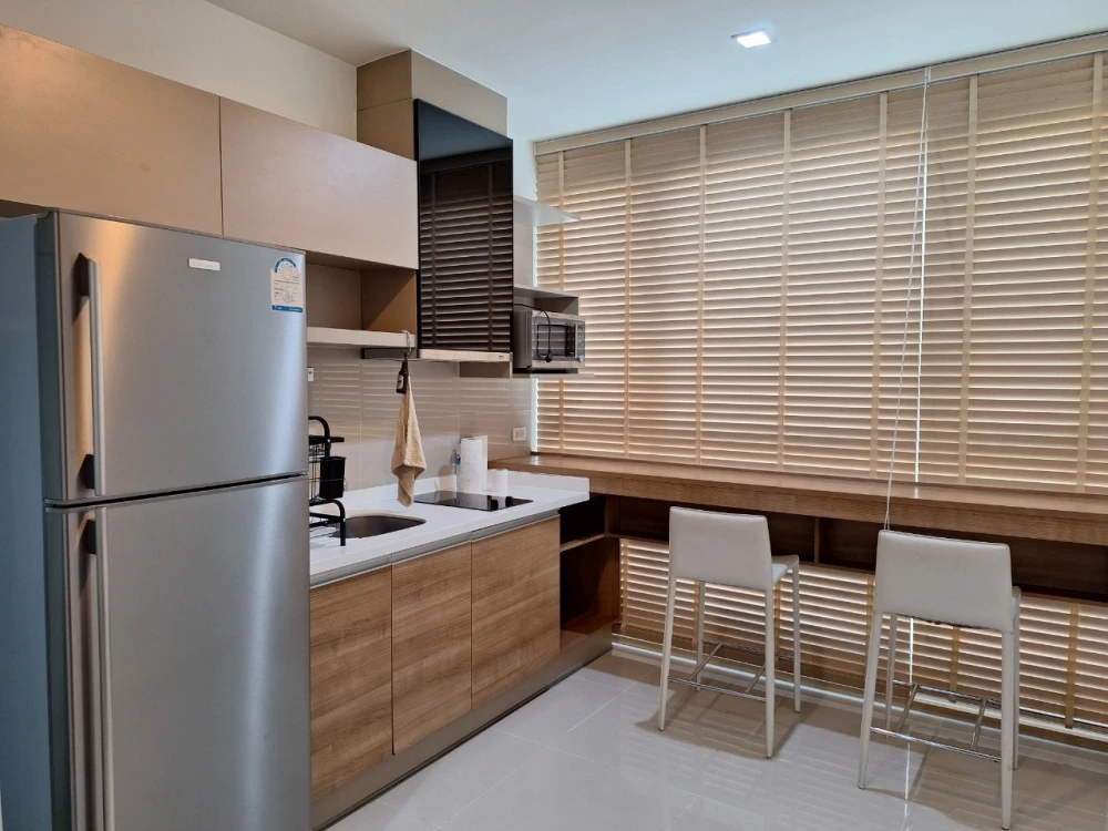 ให้เช่า Rhythm Sukhumvit 50 1 ห้องนอน 1 ห้องน้ำ มาพร้อมเฟอร์นิเจอร์ครบครัน วิวสวย ไม่บล็อค จองด่วน