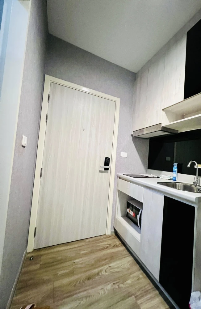 ให้เช่า Rich Park Terminal พหลโยธิน 59 ชั้น 8 เงียบ ปลอดภัย เฟอร์ครบ พร้อมอยู่ หิ้วกระเป๋าเข้าอยู่ได้เลย