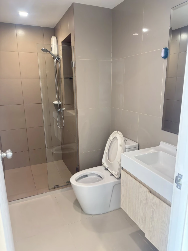 ให้เช่า Rich Park Triple Station ห้องทิศเหนือ ทำเลดี วิวเมืองไม่บล็อค เดินทางสะดวก รีบจองเลยจ้า