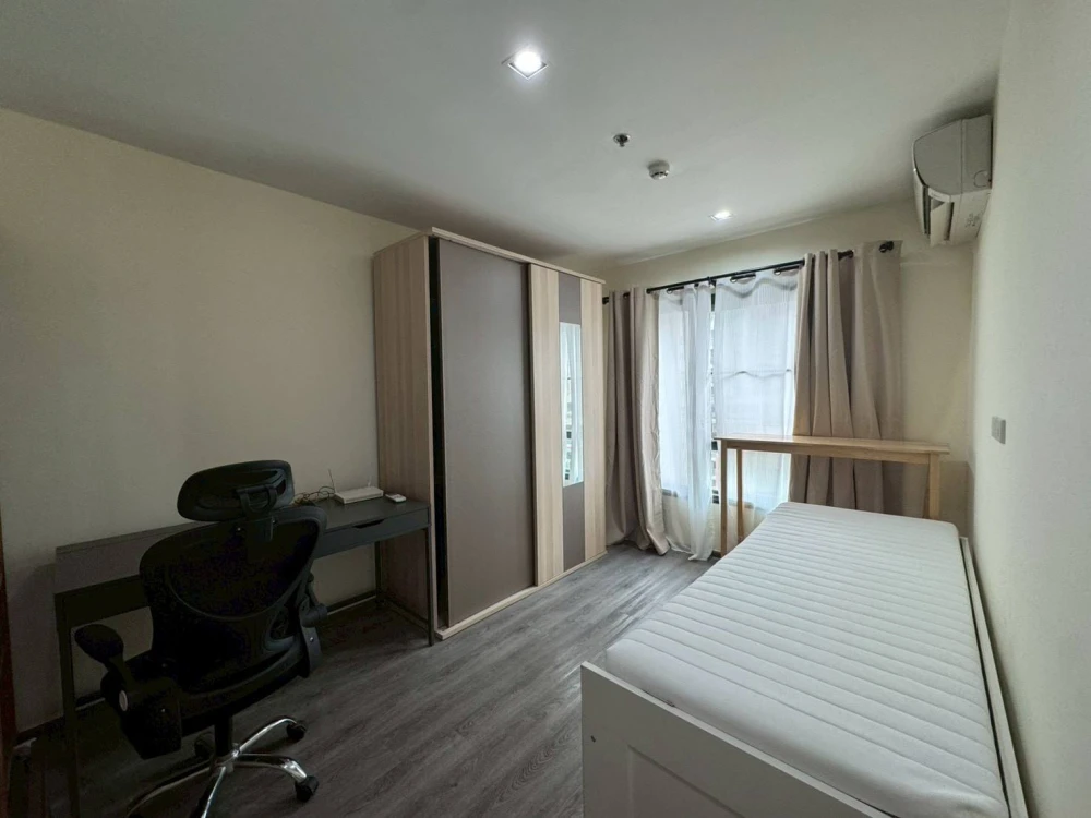 ให้เช่า Rich Park Triple Station ห้องมุมให้ความเป็นส่วนตัว พื้นที่ใช้สอยเยอะ สิ่งอำนวยความสะดวกครบครัน รีบจองเลย