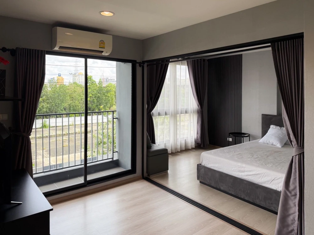 ให้เช่า Rise Rama 9 1 ห้องนอน 1 ห้องน้ำ ชั้น 4 ทำเลดี เฟอร์นิเจอร์ครบครัน รีบจองเลยตอนนี้จ้า
