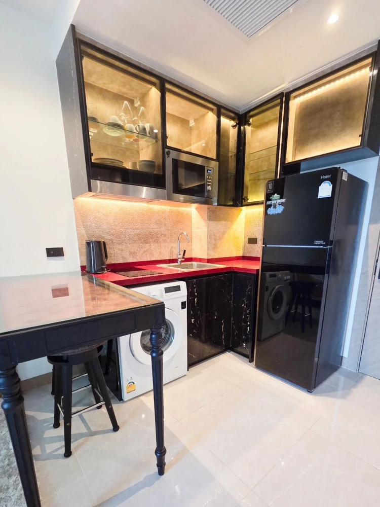 ให้เช่า Riviera Ocean Drive ชั้น 11 ตกแต่งครบครัน วิวทะเลสวยงาม จองแล้วจะไม่ผิดหวัง