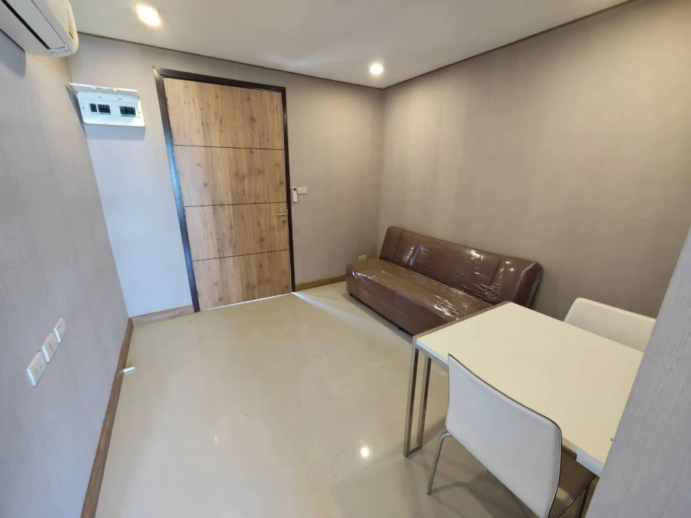 ให้เช่า RIZZO Condo Bangkang 1 ห้องนอน 1 ห้องน้ำ พื้นที่ใช้สอยเยอะ มัวแต่มองไม่จองไหวหรอ
