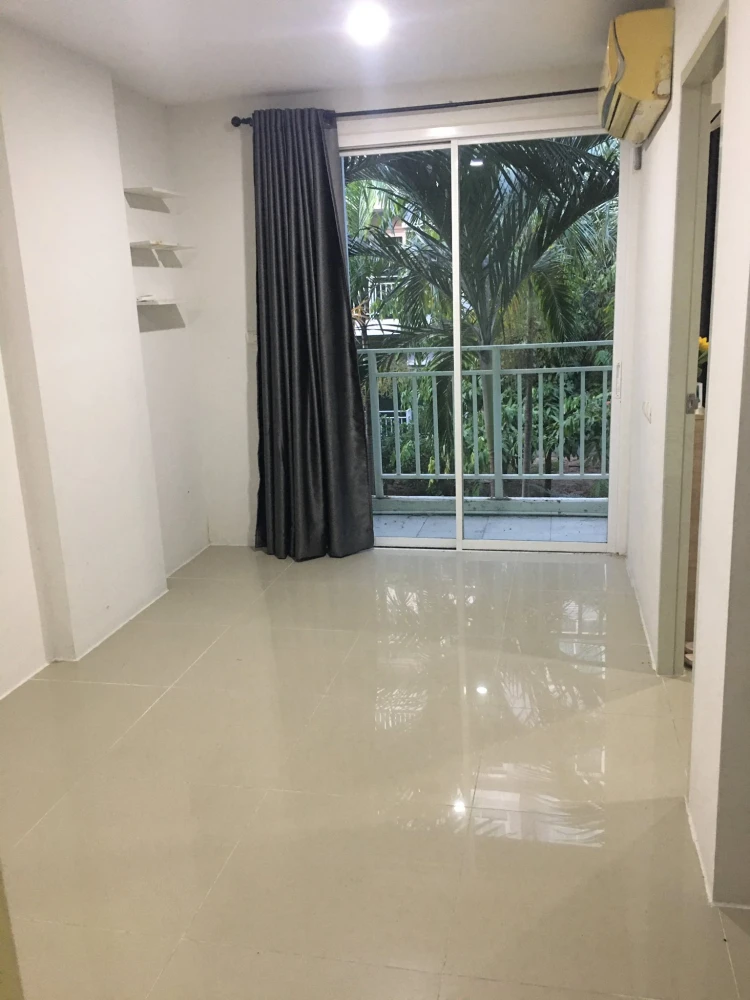 ให้เช่า Royal Hill Resort Bowin 1 ห้องนอน 1 ห้องน้ำ เฟอร์และสิ่งอำนวยความสะดวกครบครัน หิ้วกระเป๋าเข้าอยู่ได้เลยจ้า