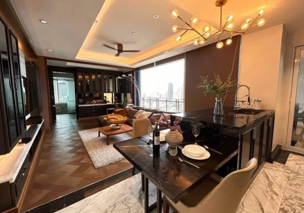 ให้เช่า Royce Private Residences ชั้น 20 ห้องแต่งครบ น่าอยู่ จองเลย ด่วนๆ