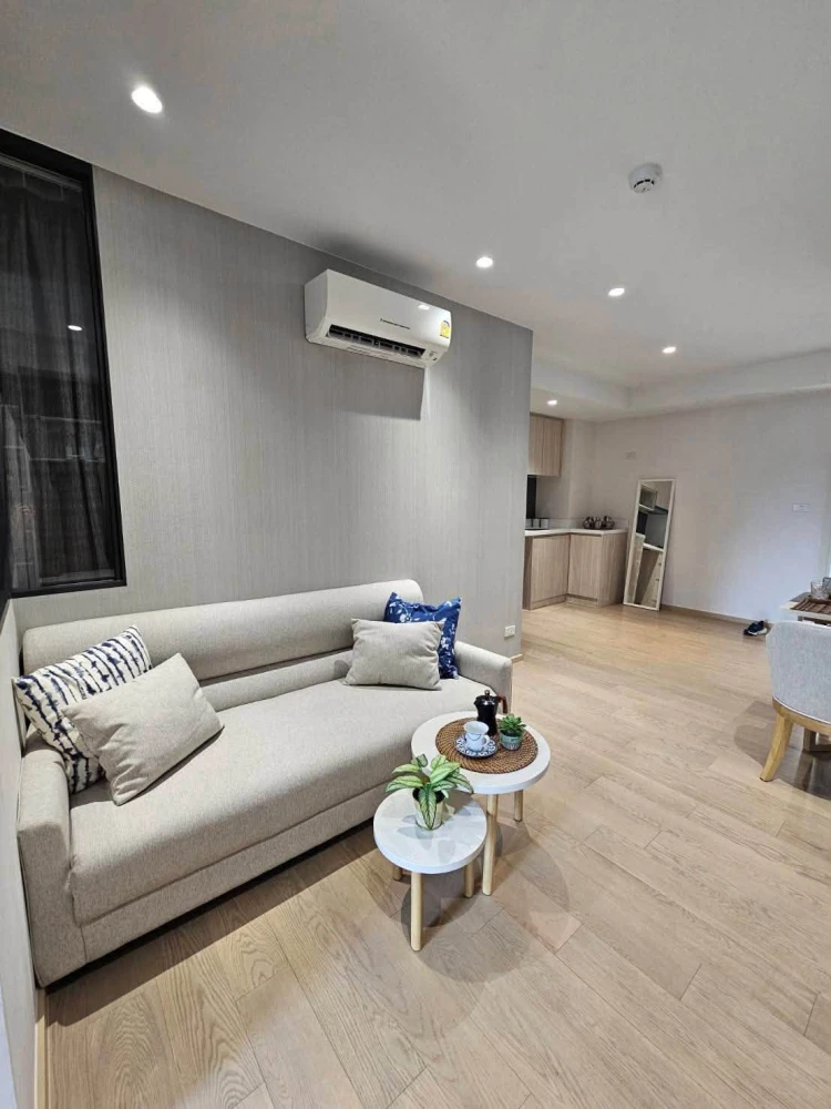 ให้เช่า Runesu Thonglor 5 ห้องใหญ๋อยู่สบาย พื้นที่ใช้สอยจุใจ สิ่งอำนวยความสะดวกครบ ราคาอย่างโดน พลาดแล้วจะเสียดาย