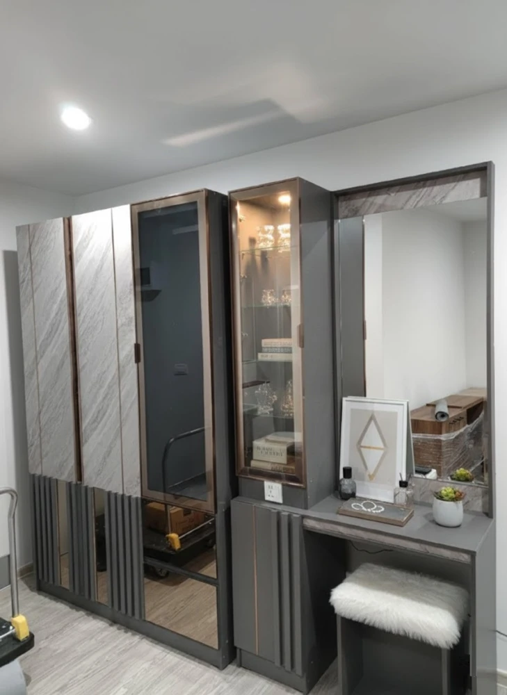 ให้เช่า RYE Huamak 1 ชั้น 8 แต่งครบ หิ้วกระเป๋าเข้าอยู่ได้ทันที จองเลย ด่วนๆจ้า