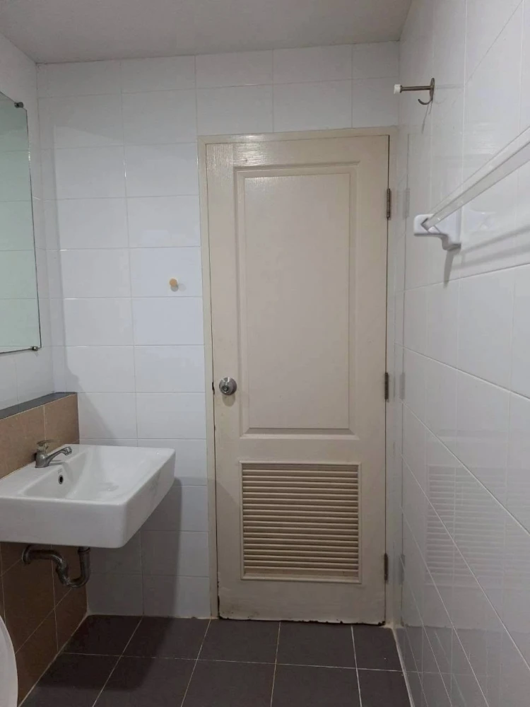 ให้เช่า s condo สมุทรสาคร ชั้น5 อาคารบี ตกแต่งครบ ติดวอลเปเปอร์ทั้งห้อง รีบจับจองเลย