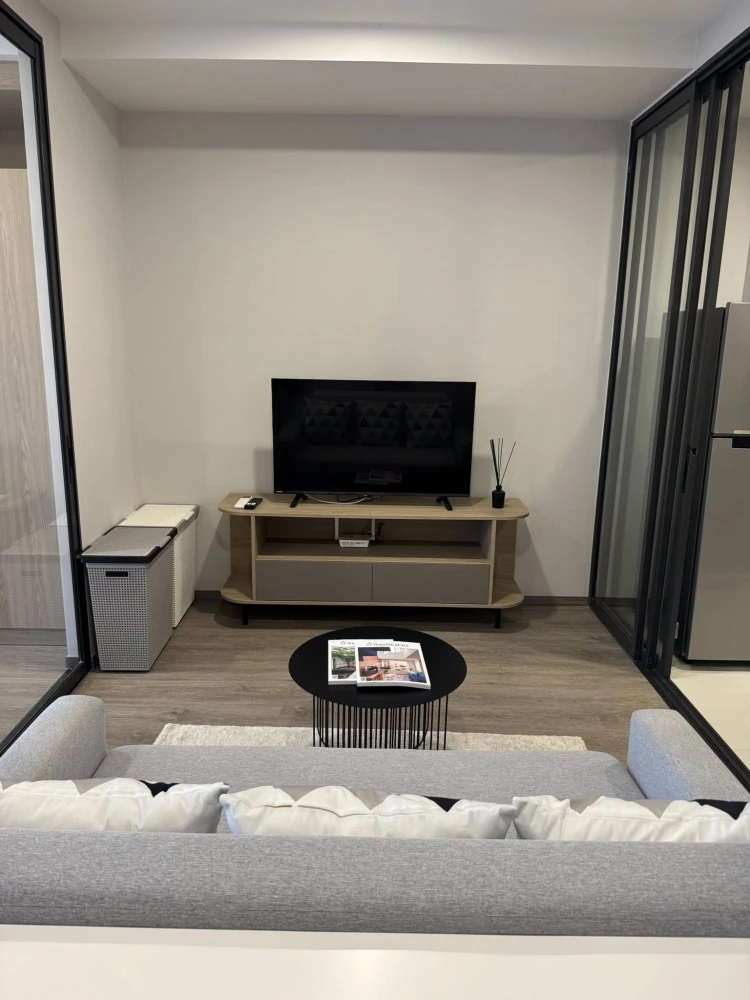 ให้เช่า Salaya One Residences ชั้น 5 ห้องสวย แต่งครบ หิ้วกระเป๋าใบเดียวมาเลยจ้า ด่วนๆ