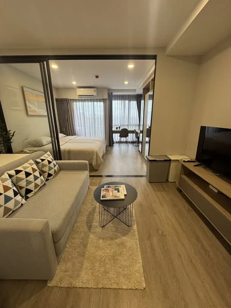 ให้เช่า Salaya One Residences ชั้น 5 ห้องสวย แต่งครบ หิ้วกระเป๋าใบเดียวมาเลยจ้า ด่วนๆ