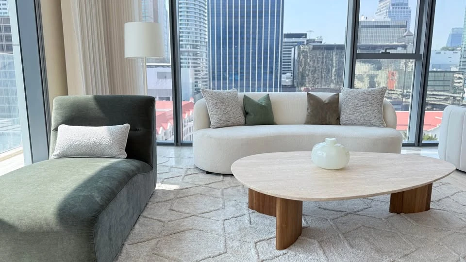 ให้เช่า Scope Langsuan 2 ห้องนอน 3 ห้องน้ำ ตกแต่งสวยน่าอยู่ อย่ามัวแต่มอง รีบจองเลยจ้า