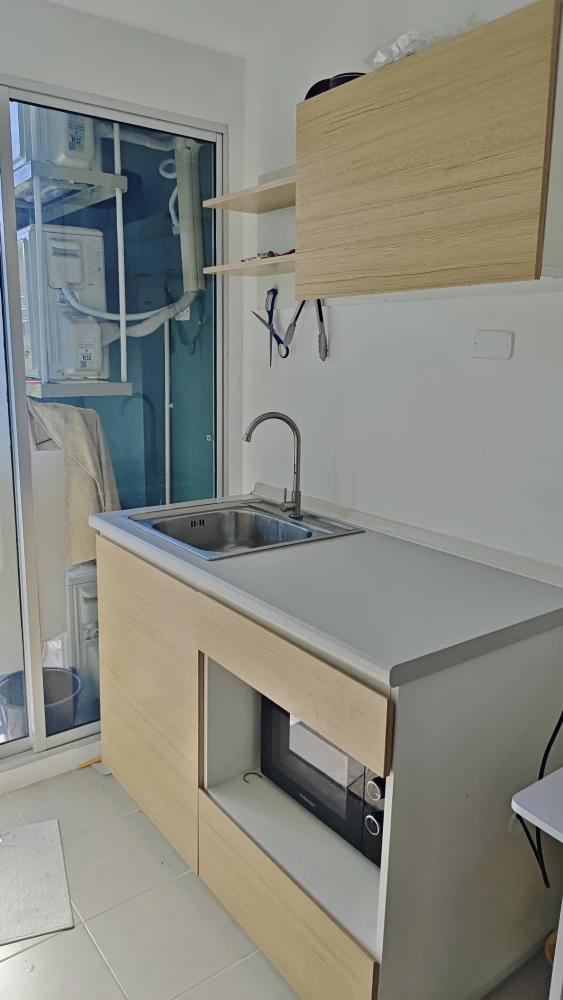 ให้เช่า Sena Kith Rangsit-Khlong 4 1 ห้องนอน 1 ห้องน้ำ มาพร้อมเฟอร์นิเจอร์ครบครัน เดินทางสะดวก ห้ามพลาด