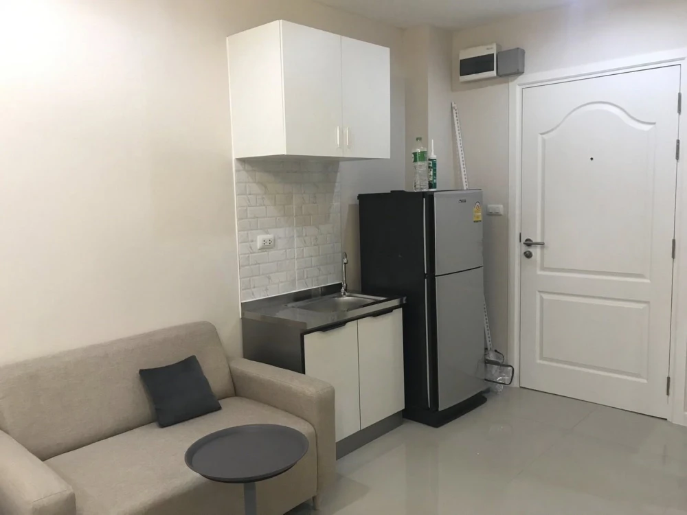 ให้เช่า Sense of London วิวสระว่ายน้ำ ห้องกว้าง ราคาดี ไม่จองไม่ได้แล้ว