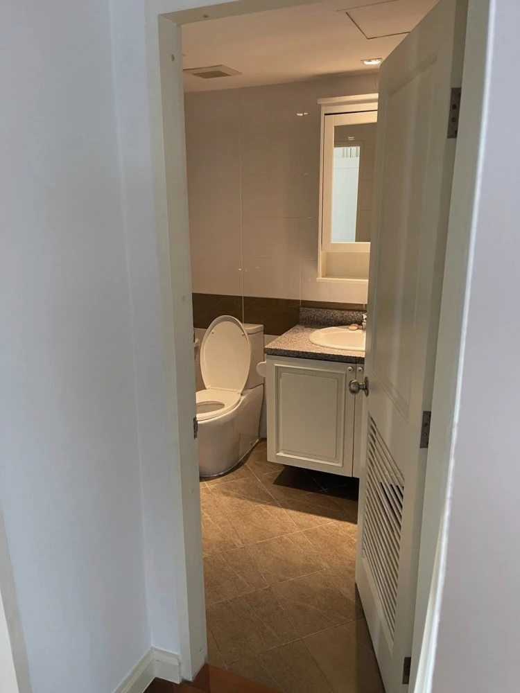 ให้เช่า Serene Place Sukhumvit 24 ห้องใหญ่อยู่สบาย พ้นที่ใช้สอยจุใจ สิ่งอำนวยความสะดวกครบ จองเลย อย่าพลาด