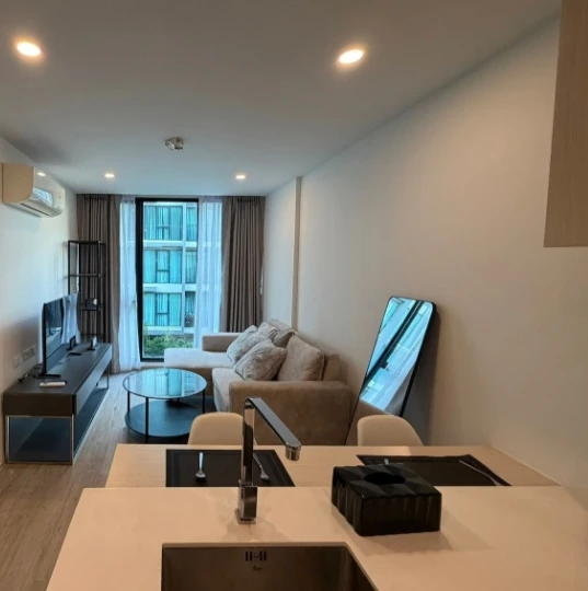 ให้เช่า Serio Sukhumvit 50 ชั้น 3 ห้องแต่งครบ น่าอยู่ สนใจจองเลย อย่ารอช้า