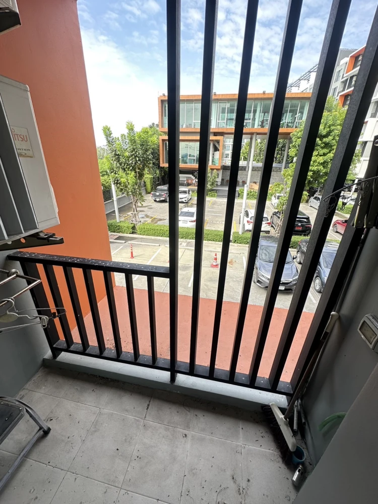 ให้เช่า Serrano Condominium ชั้น 2 ห้องแต่งครบ น่าอยู่ สนใจรีบจองเลย อย่ารอช้า
