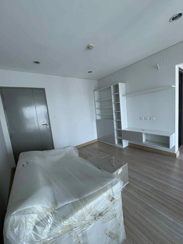 ให้เช่า Serrano Condominium ชั้น 6 มาพร้อมการตกแต่งที่ครบครัน สนใจจองเลย ด่วนๆ