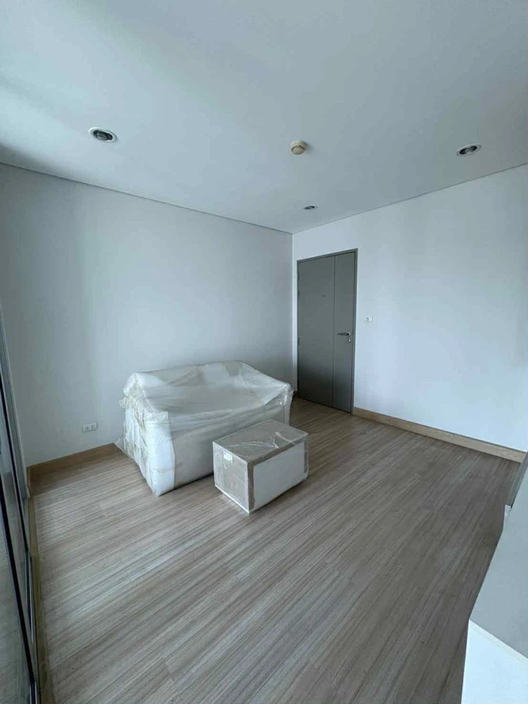 ให้เช่า Serrano Condominium ชั้น 6 มาพร้อมการตกแต่งที่ครบครัน สนใจจองเลย ด่วนๆ