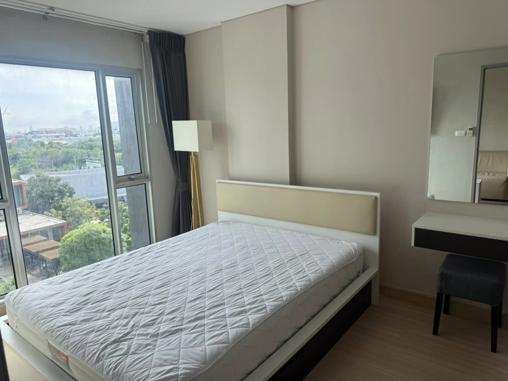 ให้เช่า Serrano Condominium ชั้น 7 วิวสระน้ำ มาพร้อมการตกแต่งที่ครบครัน จองเลย ด่วนๆ