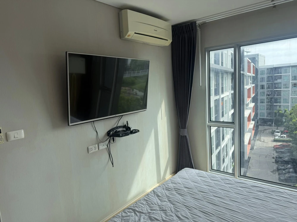 ให้เช่า Serrano Condominium ชั้น 7 วิวสระน้ำ มาพร้อมการตกแต่งที่ครบครัน จองเลย ด่วนๆ