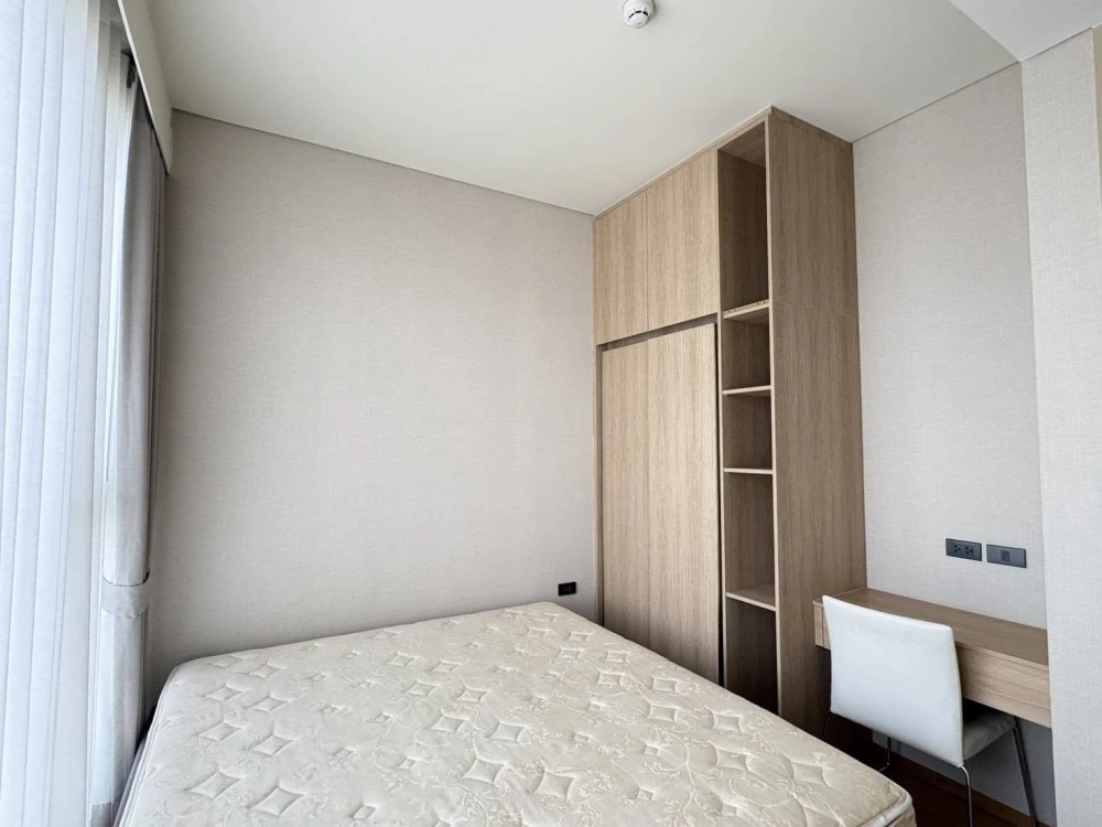 ให้เช่า Siamese Exclusive Sukhumvit 42 ชั้น 21 เฟอร์นิเจอร์ครบ พร้อมเข้าอยู่ ห้องกว้าง โปร่ง บรรยากาศอบอุ่น