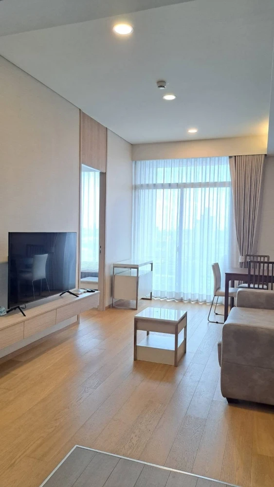 ให้เช่า Siamese Exclusive Sukhumvit 42 ชั้น 21 เฟอร์นิเจอร์ครบ พร้อมเข้าอยู่ ห้องกว้าง โปร่ง บรรยากาศอบอุ่น