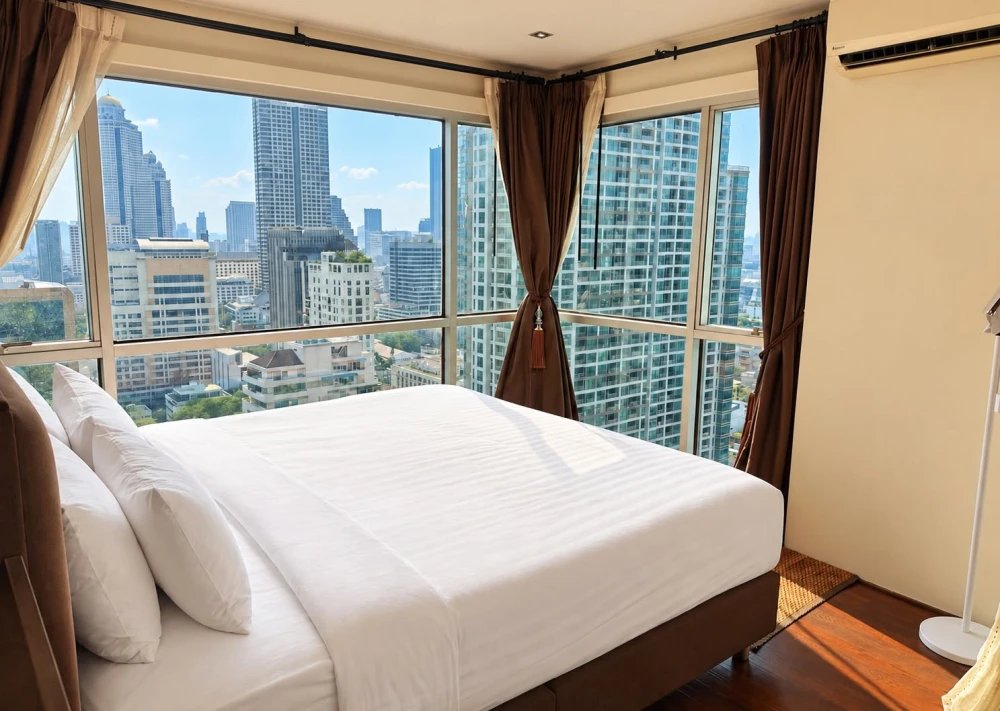 ให้เช่า Silom Suite 3 ห้องนอน พื้นที่ใช้สอยเยอะ แต่งครบ เฟอร์นิเจอร์ครบครัน มัวแต่มองไม่จองไหวหรอ