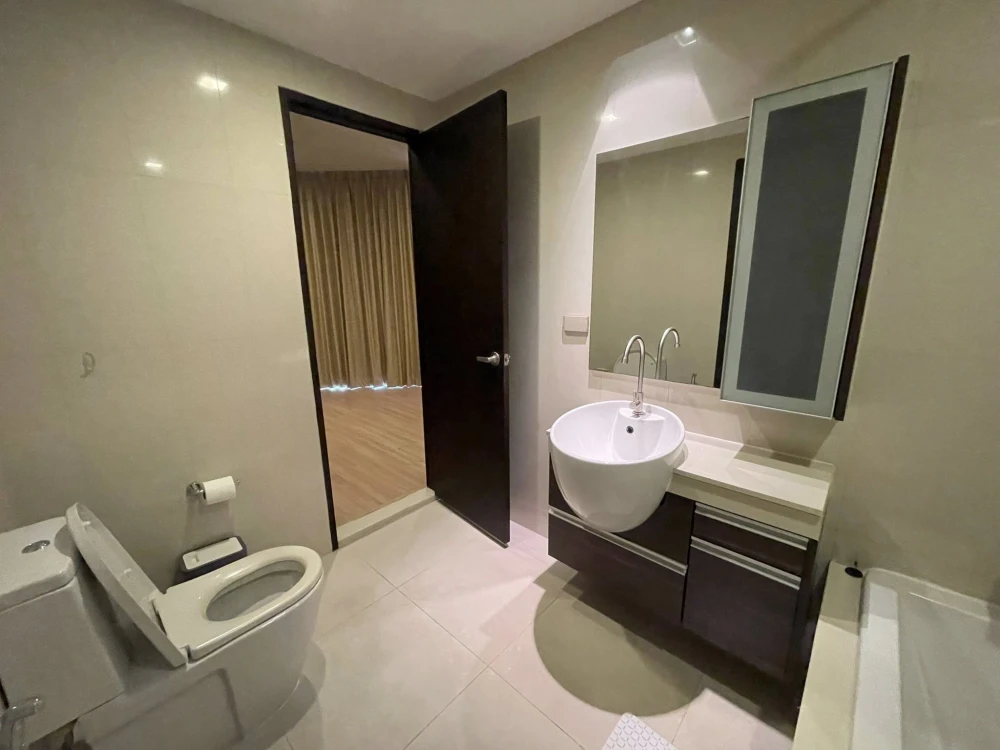 ให้เช่า Sky Walk & Weltz Residence ชั้น 21 ห้องโค้ง วิวรถไฟฟ้า ตกแต่งอย่างดี รีบจองให้ไว