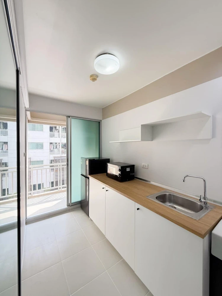 ให้เช่า Smart วัชรพล ตึก B ชั้น 3 (ชั้นกำลังดี เดินสะดวก) มีลิฟท์สองตัว ห้องสวย แต่งครบ พร้อมเข้าอยู่!