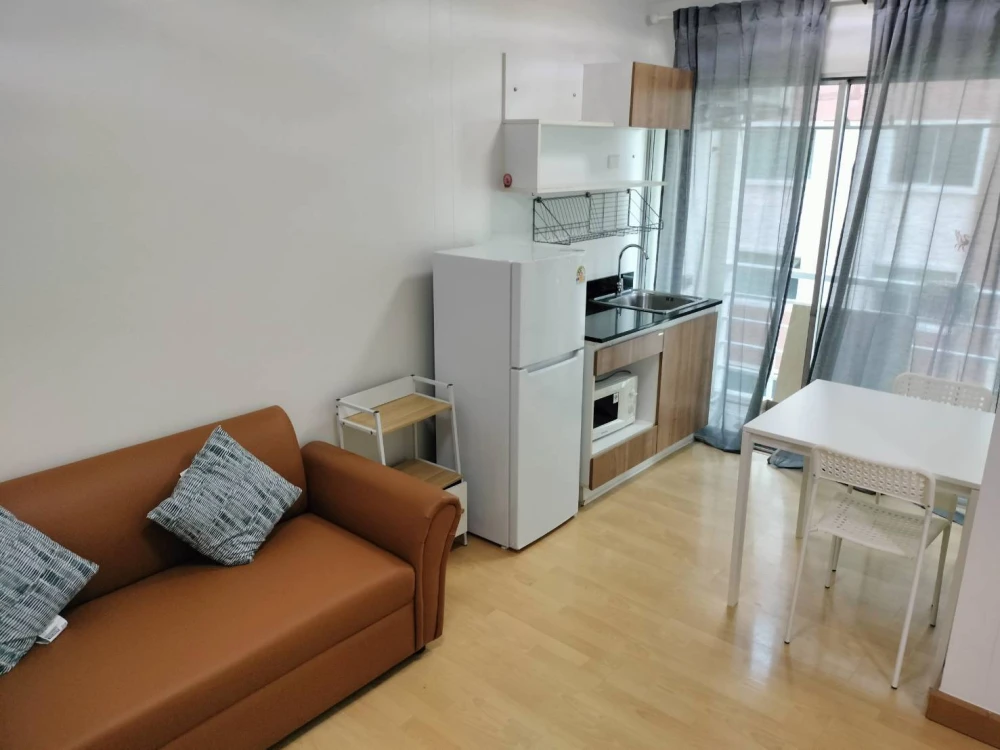 ให้เช่า Smart Condo Rama 2 ห้องน่าอยู่ ชั้น 6 มาพร้อมเฟอร์และเครื่องใช้ไฟฟ้าครบครัน หิ้วกระเป๋าเข้าอยู่ได้เลยจ้า