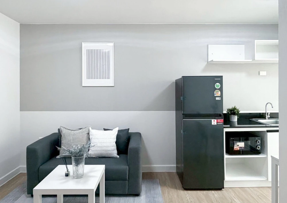 ให้เช่า Smart Condo Rama 2 ห้องพร้อมอยู่ เฟอร์พร้อม ชั้น 1 เข้าออกสะดวกสบาย ราคาสบายกระเป๋า รีบจองเลย