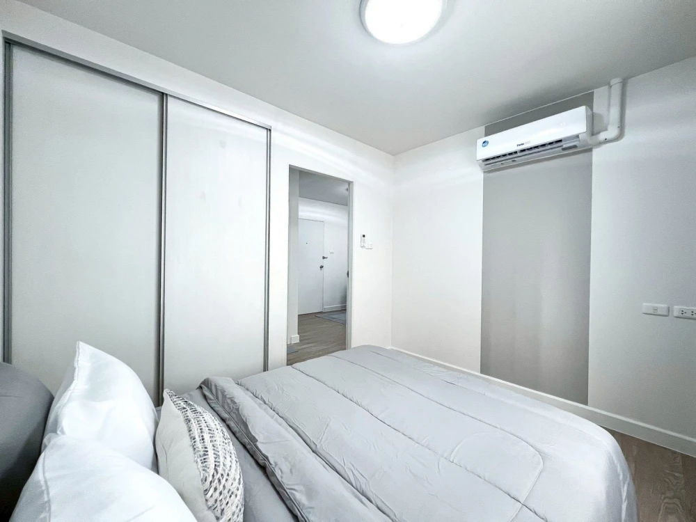 ให้เช่า Smart Condo Rama 2 ห้องพร้อมอยู่ เฟอร์พร้อม ชั้น 1 เข้าออกสะดวกสบาย ราคาสบายกระเป๋า รีบจองเลย