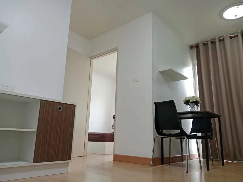 ให้เช่า Smart Condo Rama 2 ห้องมุมให้ความเป็นส่วนตัว มาพร้อมเฟอร์ครบครัน ดีแบบนี้ห้ามพลาด