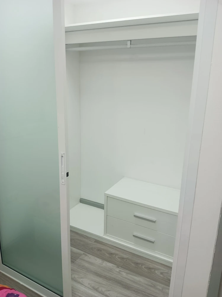 ให้เช่า Smart Condo Rama 2 1 ห้องนอน 1 ห้องน้ำ เฟอร์นิเจอร์และเครื่องใช้ไฟฟ้าครบครัน หิ้วกระเป๋าเข้าอยู่ได้เลย