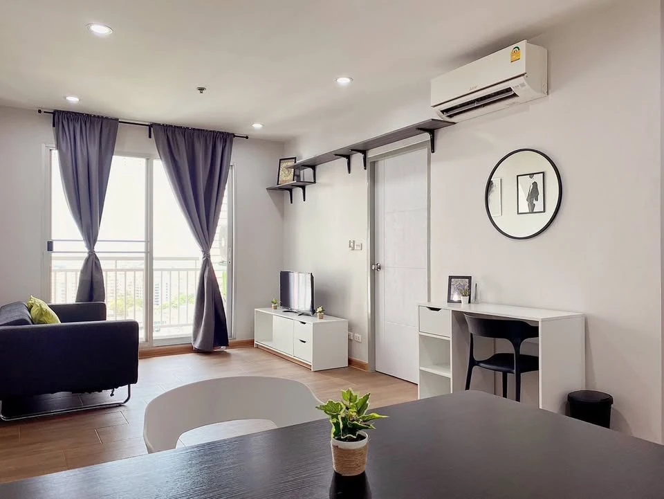 ให้เช่า Sukhumvit Plus ห้องน่าอยู่ ชั้นสูง พร้อมเฟอร์ มาแต่ตัวเข้าอยู่ได้เลย!!!