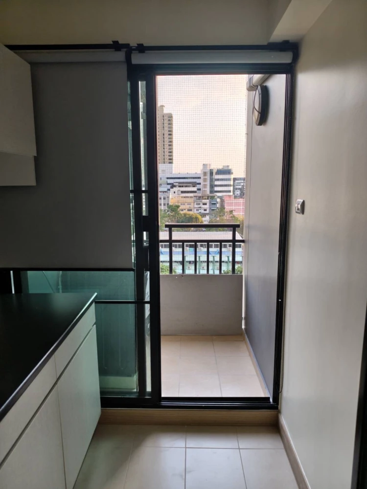 ให้เช่า Supalai Loft @ Talat Phlu Station ชั้น 7 วิวสวน แต่งครบ จองเลย