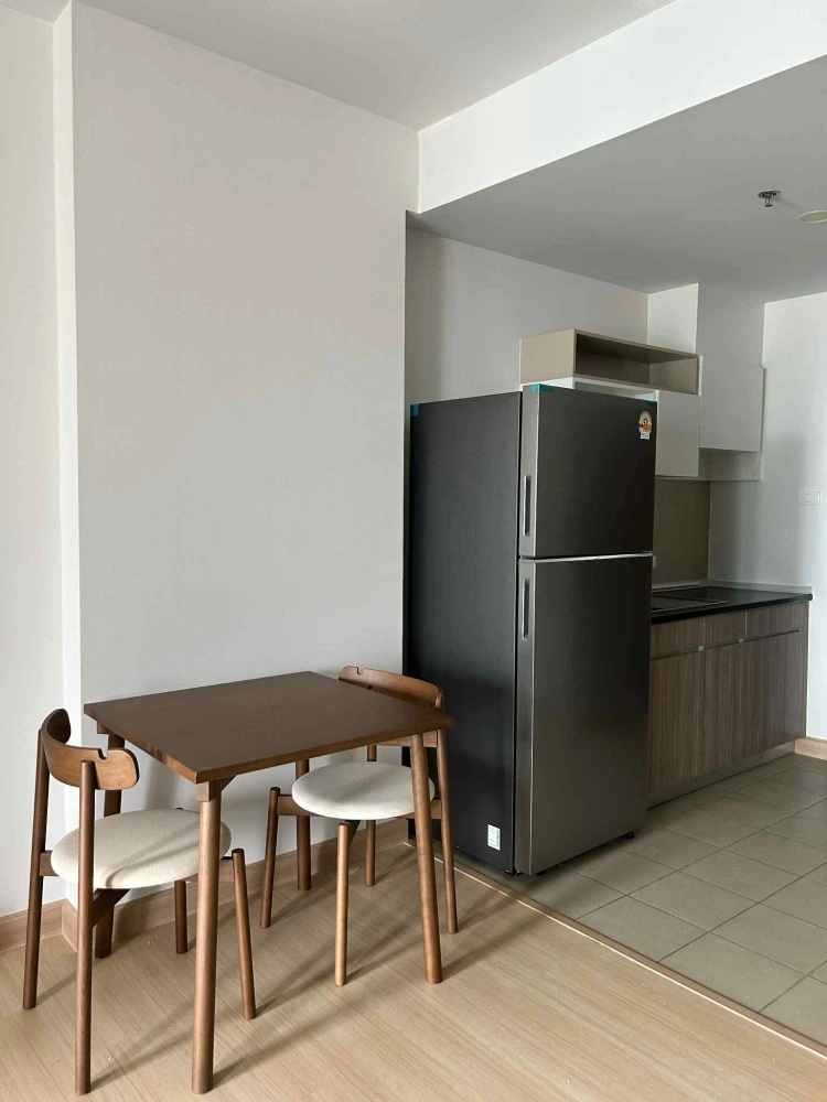ให้เช่า Supalai Loft Prajadhipok-Wongwian Yai ห้องชั้นสูง เฟอร์พร้อม หิ้วกระเป๋าเข้าอยู่ได้เลย รีบจอง!!