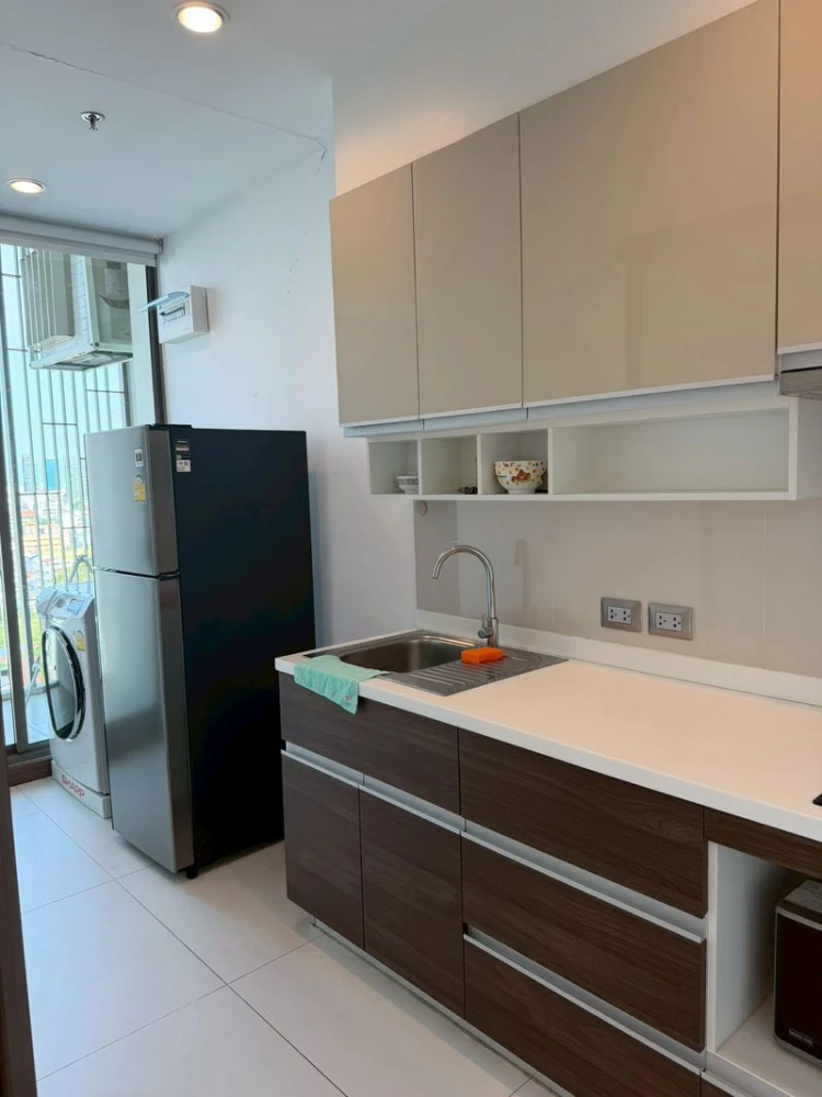 ให้เช่า Supalai Oriental Sukhumvit 2 ห้องนอน มาพร้อมการตกแต่งที่ครบครัน สนใจจองเลย