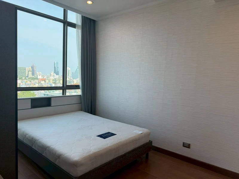 ให้เช่า Supalai Oriental Sukhumvit 2 ห้องนอน มาพร้อมการตกแต่งที่ครบครัน สนใจจองเลย