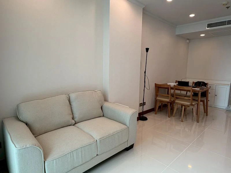 ให้เช่า Supalai Oriental Sukhumvit 39 ชั้น 15 ห้องน่าอยู่ แต่งครบ สนใจจองเลย